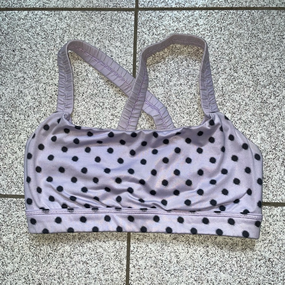 Super cute Lululemon lavender dot sports bra